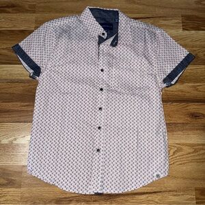 NWOT Boy’s Short Sleeve Patterned button down Shirt